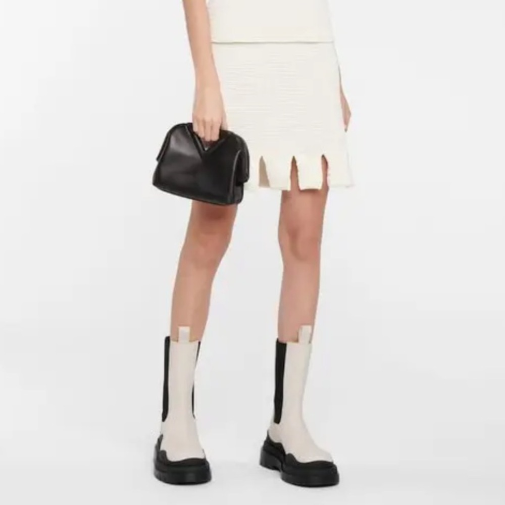 Bottega Veneta Tire Chelsea Boot in Sea Salt NWT  $1450 EU 38 - Picture 2 of 16